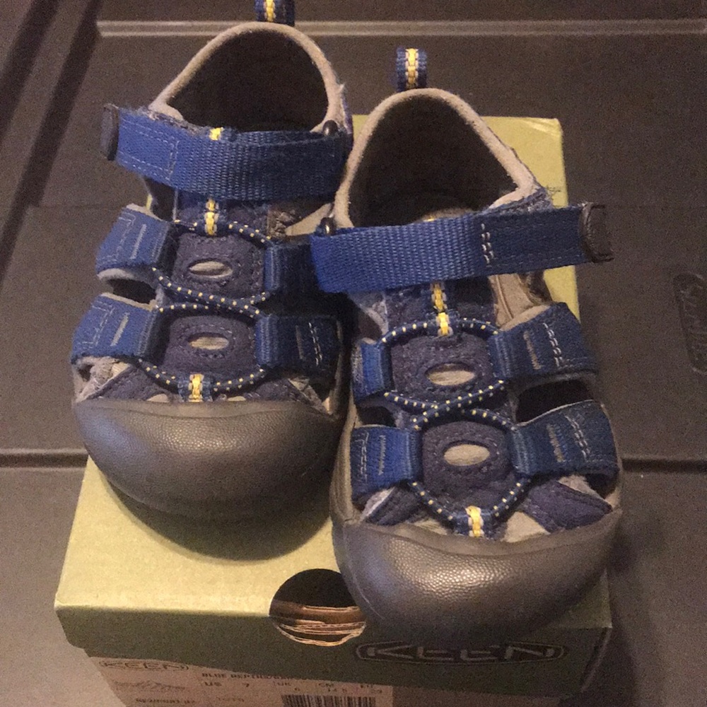 Keen Newport H2 sandals